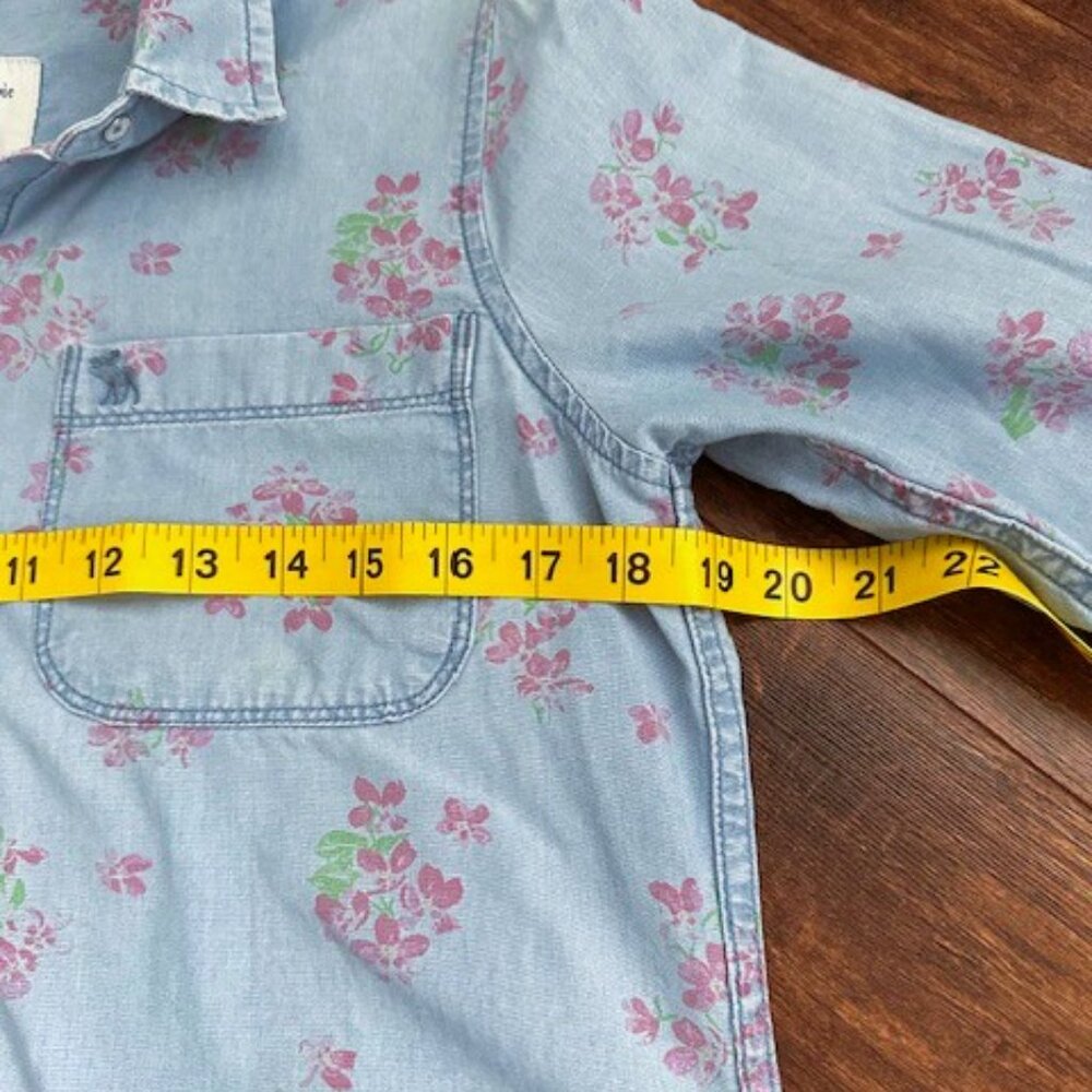 Abercrombie & Fitch Women's Denim Floral Butto Up Shirt- Size Small - Picture 11 of 12